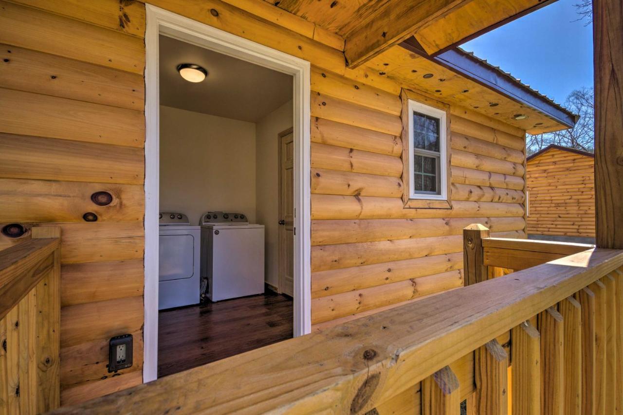 Bears Den Cabin With Porch About 5 Mi To Bryson City! Kültér fotó
